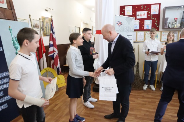 III Międzyszkolny Konkurs z Języka Angielskiego