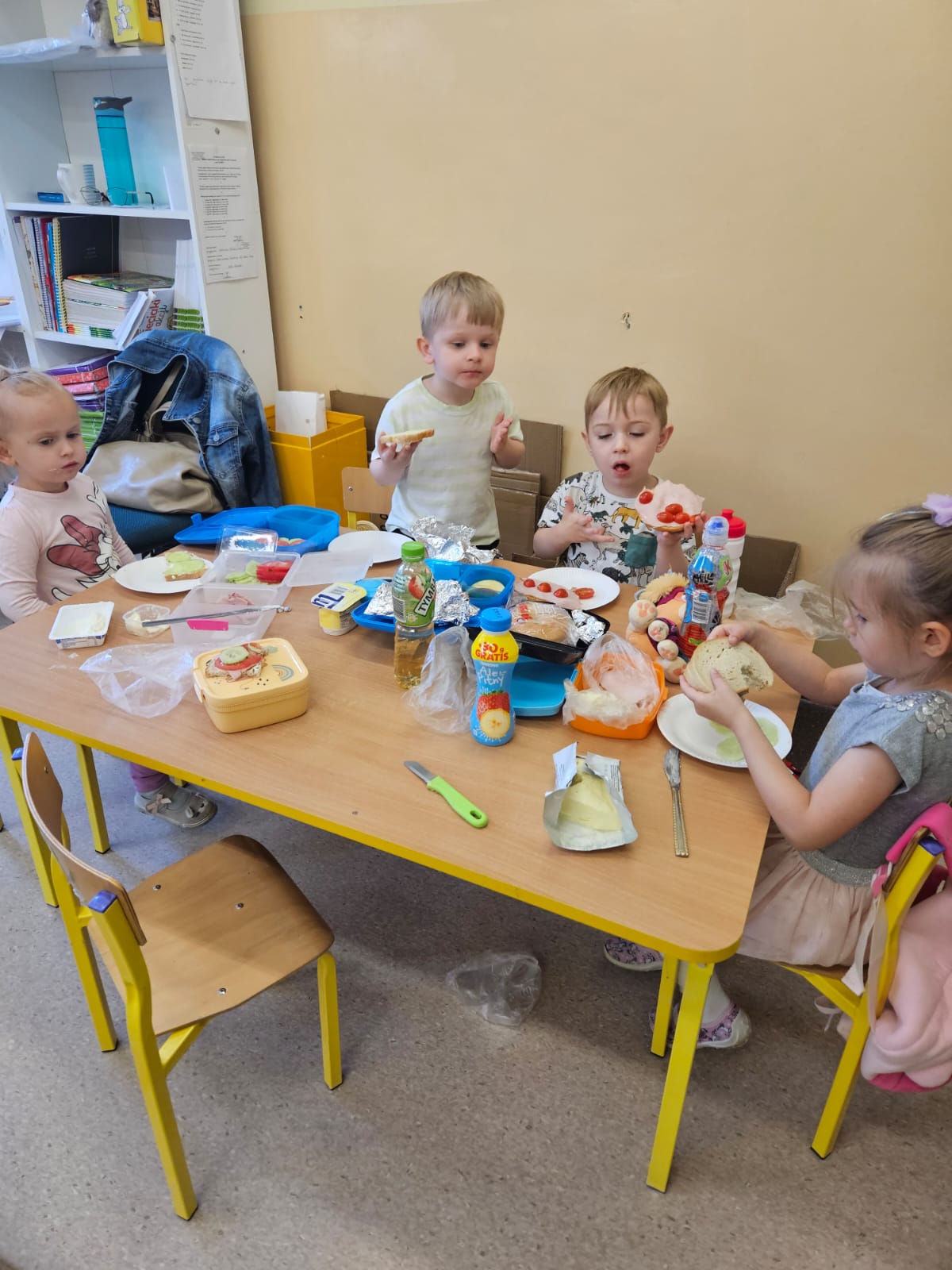 Wiosenne kanapki w przedszkolu