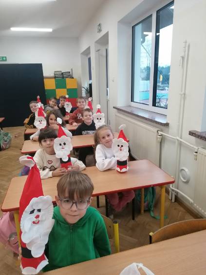 WARSZTATY MIKOŁAJKOWE W KLASIE I