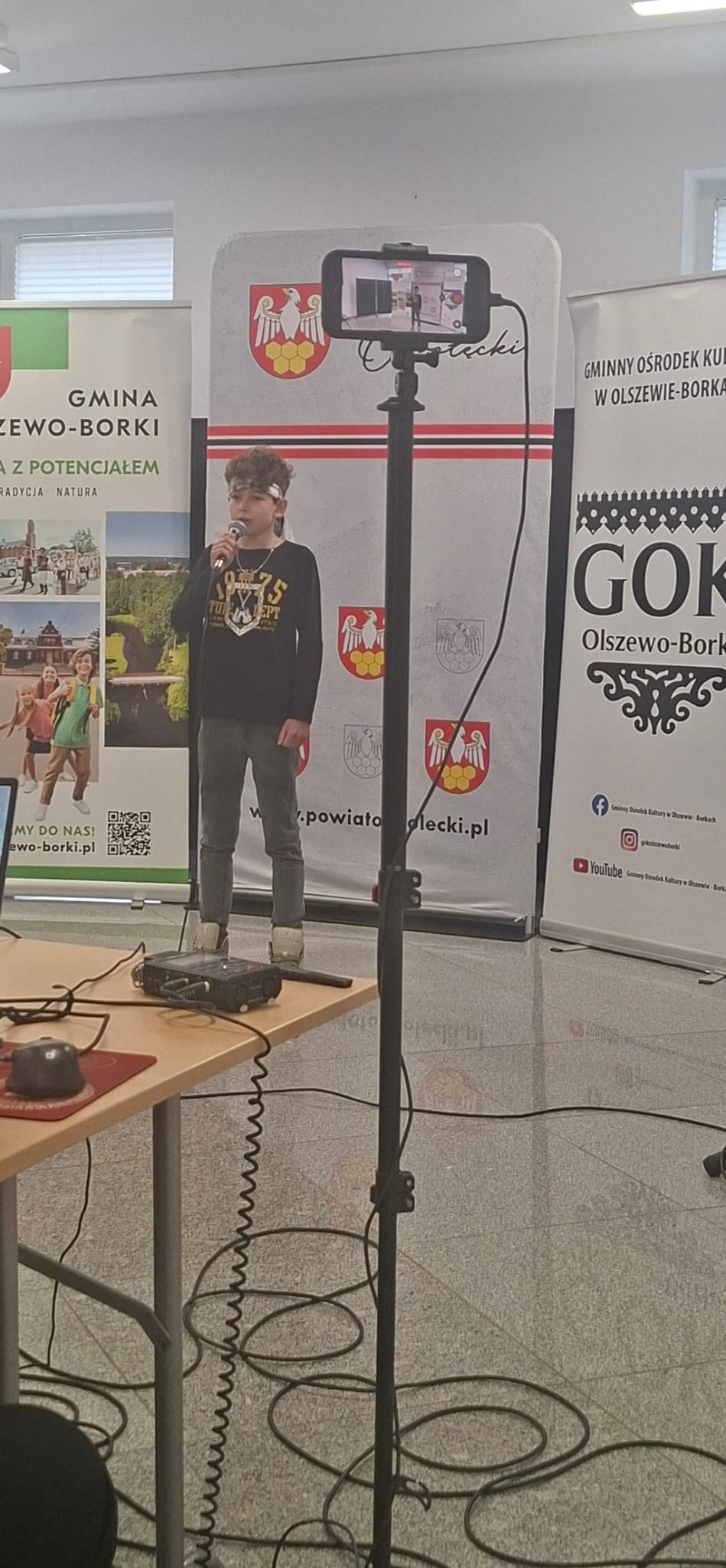 KONKURS WOKALNY „ZŁOTY GŁOS POWIATU OSTROŁĘCKIEGO”